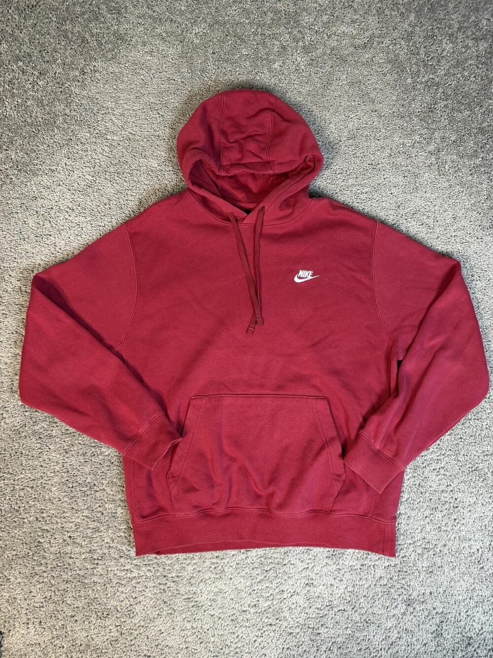 Nike Club Fleece Hoodie Mens L Red Pullover Hooded Pockets Sweatshirt Sportswear